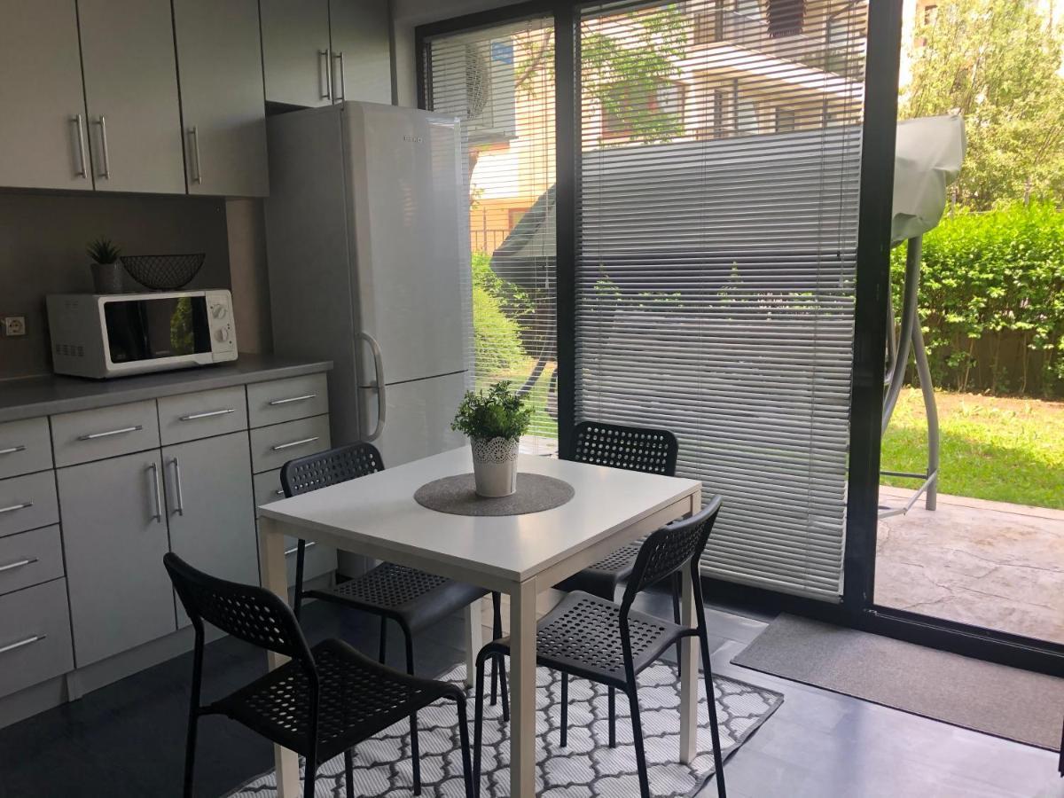 Sarafovo Beach Apartment Mit Terrasse Burgas Exterior foto